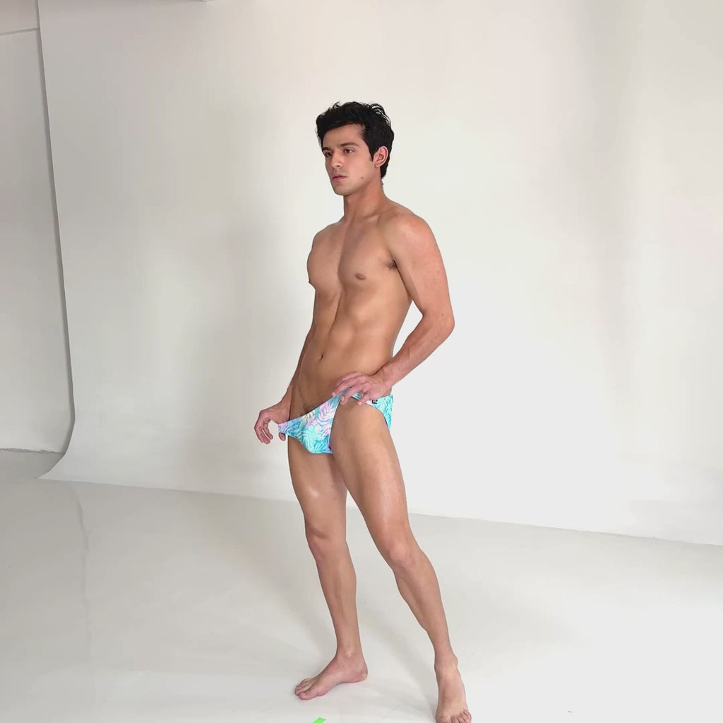 TROPICAL POOL – SLIM SWIM BRIEF